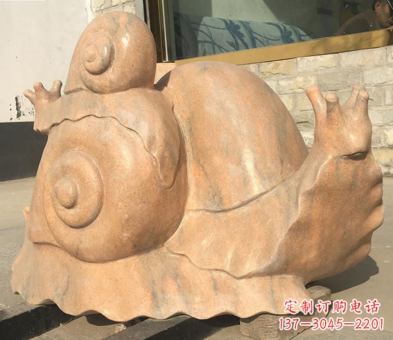 佛山晚霞红大型蜗牛母子雕塑