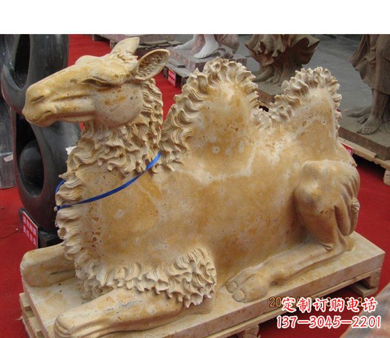佛山晚霞红动物骆驼石雕