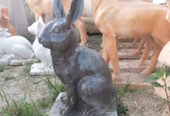 佛山青石公园兔子雕塑，实惠的艺术装点