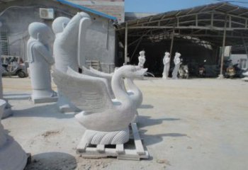 佛山中领雕塑：独具特色的天鹅喷水雕塑