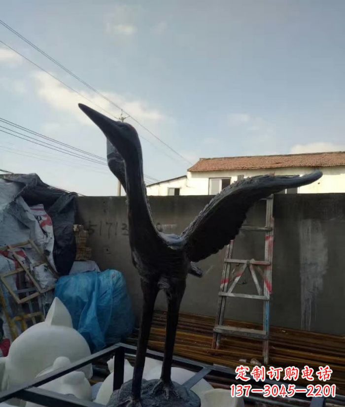 佛山展翅仙鹤铜雕 (2)