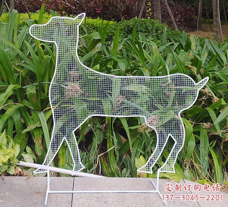 佛山街道创意不锈钢镂空摆件鹿雕塑